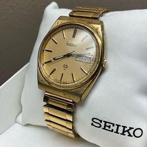 Seiko 7123-8319-P Analog Quartz Watch (Pending)